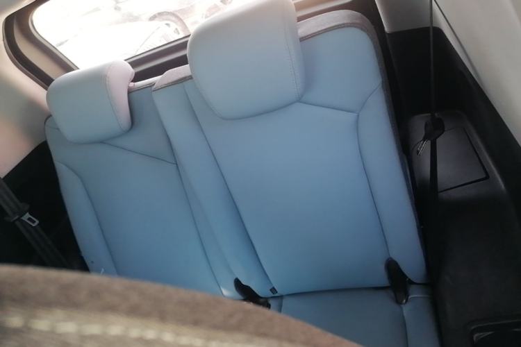 Used Chery QQ Little Ant 2022 Restyled Version Sweet Pink Edition Half-Sugar Version 28.8 kWh 30 kW 301 km Left Rear Seat