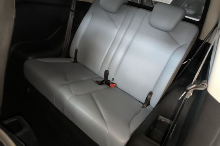 Used Chery QQ Little Ant 2022 Sweet Pink Edition Half-Sugar Version Lithium Iron Phosphate 30 kW 301 km Left Rear Seat
