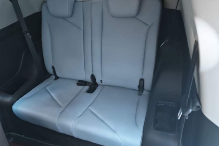 Used Chery QQ Little Ant 2022 Sweet Pink Edition Half-Sugar Version Lithium Iron Phosphate 29.2 kWh 30 kW 301 km Left Rear Seat