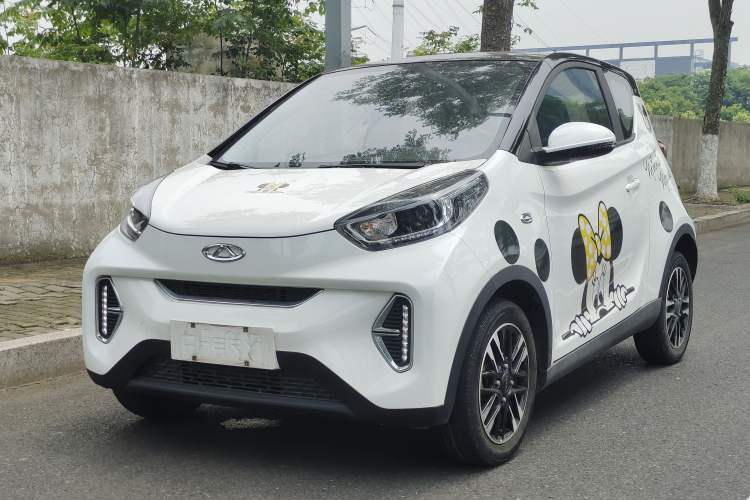 Ojetý Chery QQ Little Ant 2022 Restyled Version Sweet Pink Edition Half-Sugar Version 30.6 kWh 30 kW 301 km Guazi used car, China used car export, Used car for sale, Used cars, Cheapest cars for sale