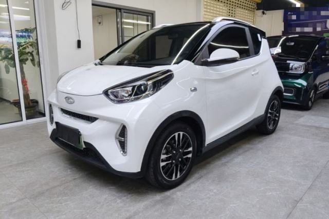 Used Chery QQ Little Ant 2022 Updated Version Sweet Pink Edition Full Sugar Version Lithium Iron Phosphate 30.7 kWh 30 kW 301 km