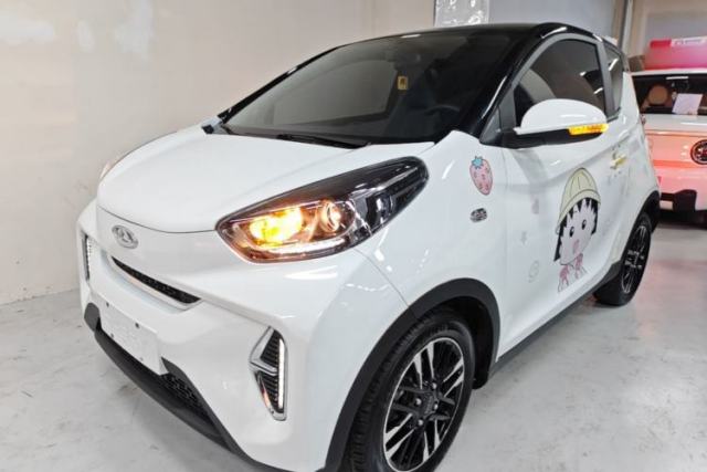 Used Chery QQ Little Ant 2022 Sweet Pink Edition Half-Sugar Version Lithium Iron Phosphate 30 kW 301 km