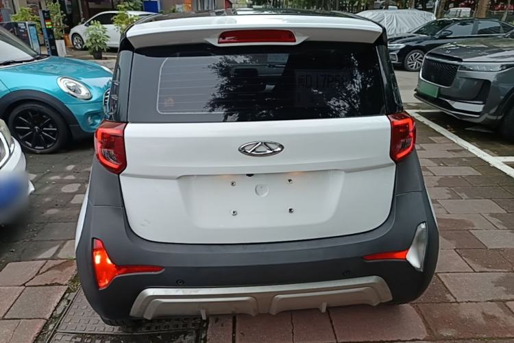 Used Chery QQ Little Ant 2022 Revised Version 2 Sweet Pink Edition Full-Sugar Version Lithium Iron Phosphate 30.7 kWh 30 kW 301 km Rear