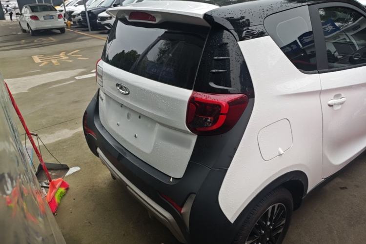 Used Chery QQ Little Ant 2022 Sweet Pink Edition Half-Sugar Version Lithium Iron Phosphate 30 kW 301 km Rear