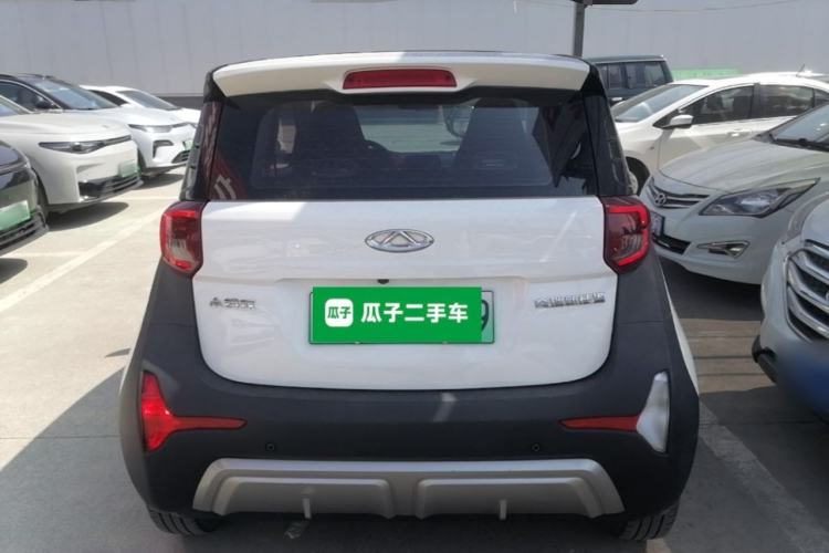 Used Chery QQ Little Ant 2022 Restyled Version Sweet Pink Edition Half-Sugar Version 28.8 kWh 30 kW 301 km Rear