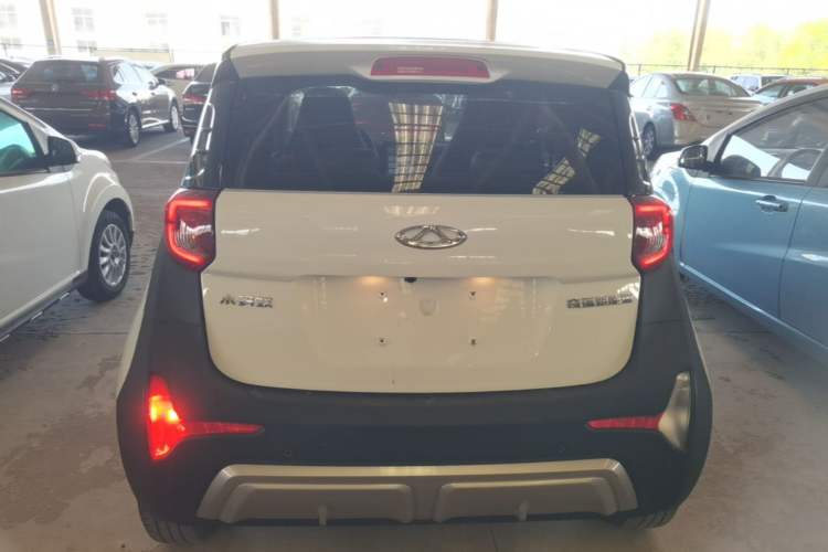 Used Chery QQ Little Ant 2022 Sweet Pink Edition Half-Sugar Version Lithium Iron Phosphate 30 kW 301 km Rear