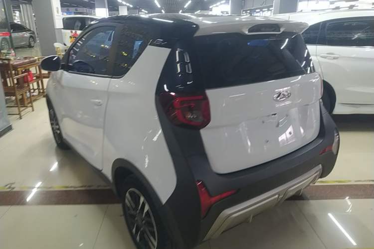 Used Chery QQ Little Ant 2022 Restyled Version Sweet Pink Edition Low-Sugar Version Lithium Iron Phosphate Battery 30.7 kWh 30 kW 301 km Rear Left 45 Deg