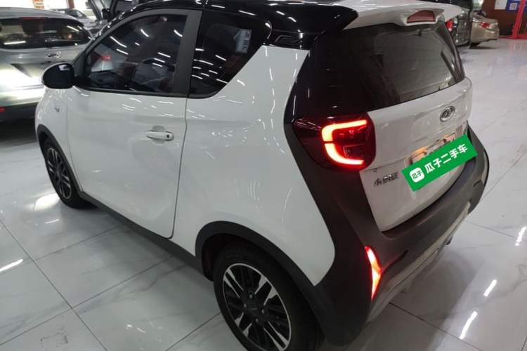 Used Chery QQ Little Ant 2022 Sweet Pink Edition Half-Sugar Version Lithium Iron Phosphate 30 kW 301 km Rear Left 45 Deg