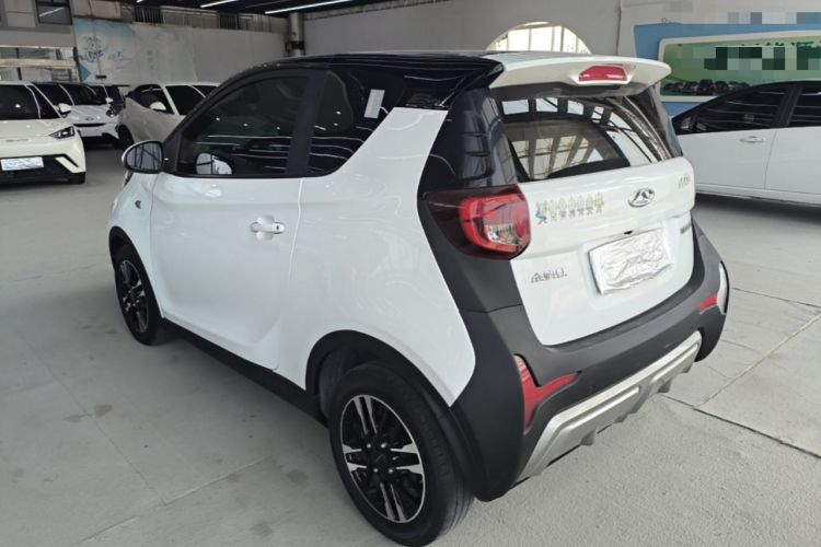 Used Chery QQ Little Ant 2022 Restyled Version Sweet Pink Edition Half-Sugar Version 30.6 kWh 30 kW 301 km Rear Left 45 Deg