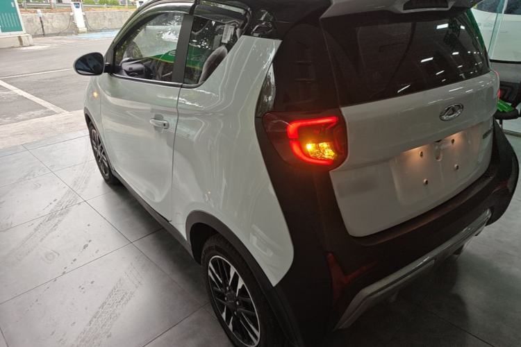 Used Chery QQ Little Ant 2022 Revised Version Sweet Pink Edition Low-Sugar Version 28.8 kWh 30 kW 301 km Rear Left 45 Deg