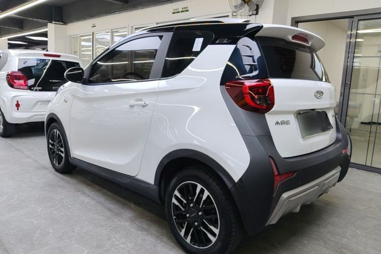 Used Chery QQ Little Ant 2022 Updated Version Sweet Pink Edition Full Sugar Version Lithium Iron Phosphate 30.7 kWh 30 kW 301 km Rear Left 45 Deg