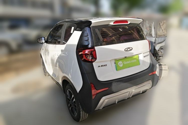 Used Chery QQ Little Ant 2022 Restyled Version Sweet Pink Edition Half-Sugar Version 28.8 kWh 30 kW 301 km Rear Left 45 Deg