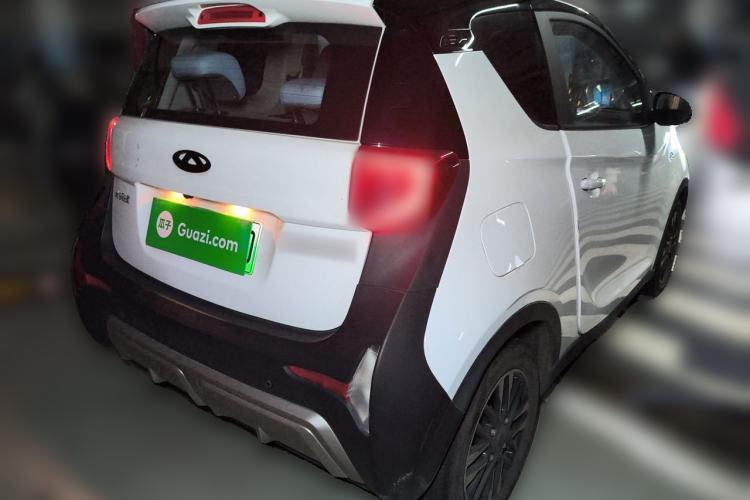 Used Chery QQ Little Ant 2022 Revised Version Sweet Pink Edition Half-Sugar Version Lithium Iron Phosphate 30.7 kWh 30 kW 301 km Rear Right 45 Deg