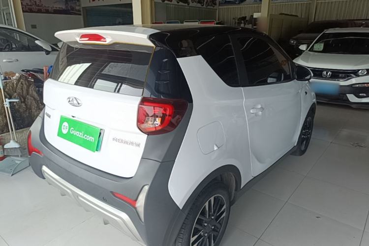 Used Chery QQ Little Ant 2022 Sweet Pink Edition Half-Sugar Version 3-Cell Lithium 30kW 301km Rear Right 45 Deg