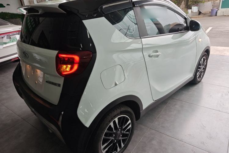 Used Chery QQ Little Ant 2022 Revised Version Sweet Pink Edition Low-Sugar Version 28.8 kWh 30 kW 301 km Rear Right 45 Deg