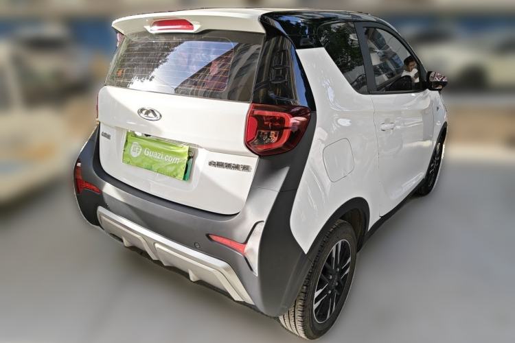 Used Chery QQ Little Ant 2022 Restyled Version Sweet Pink Edition Half-Sugar Version 28.8 kWh 30 kW 301 km Rear Right 45 Deg