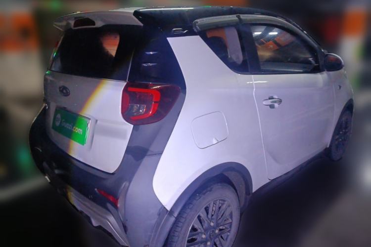 Used Chery QQ Little Ant 2022 Revised Version Sweet Pink Edition Half-Sugar Version Lithium Iron Phosphate 30.7 kWh 30 kW 301 km Rear Right 45 Deg