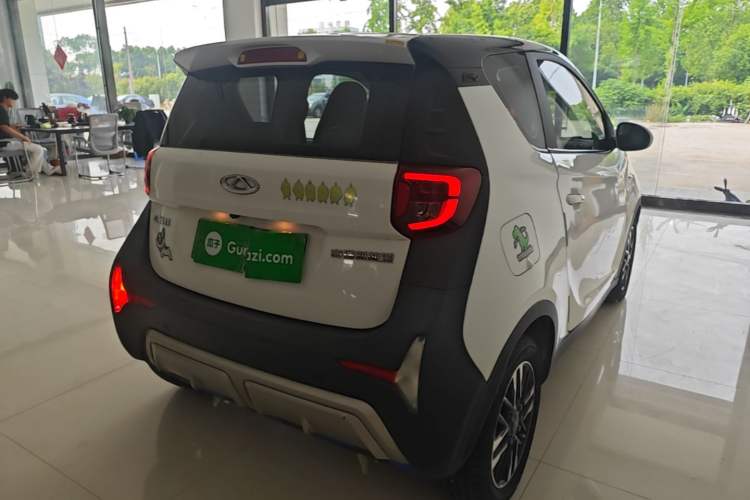 Used Chery QQ Little Ant 2022 Sweet Pink Edition Low-Sugar Version Lithium Iron Phosphate 30 kW 301 km Rear Right 45 Deg