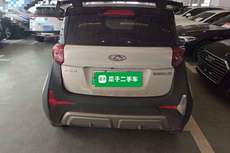 Used Chery QQ Little Ant 2022 Revised Version Sweet Pink Edition Half-Sugar Version Lithium Iron Phosphate 30.7 kWh 30 kW 301 km Rear
