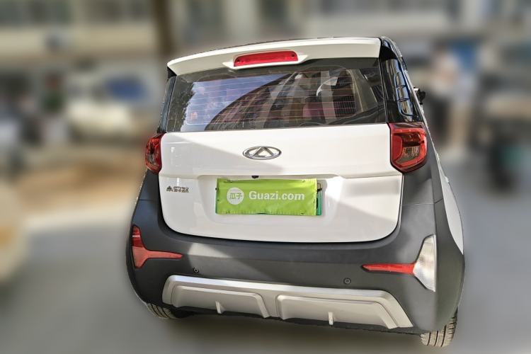 Used Chery QQ Little Ant 2022 Restyled Version Sweet Pink Edition Half-Sugar Version 28.8 kWh 30 kW 301 km Rear