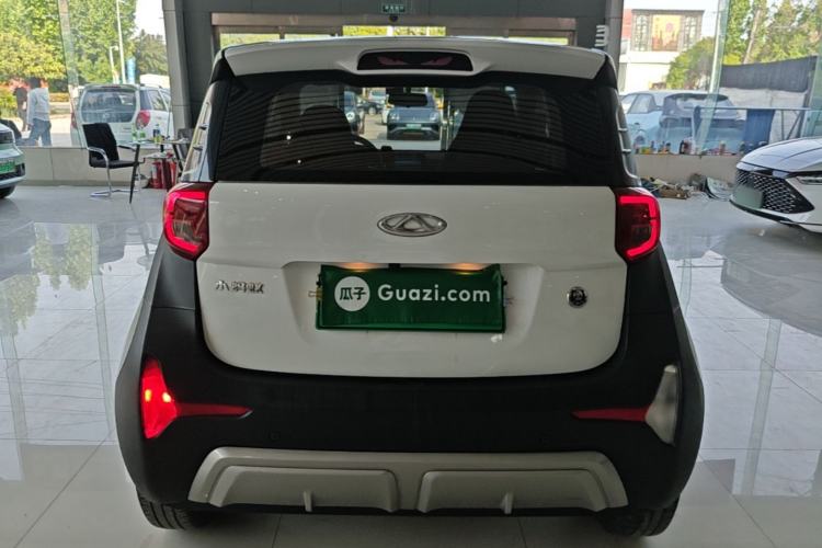 Used Chery QQ Little Ant 2022 Restyled Version Sweet Pink Edition Half-Sugar Version 28.8 kWh 30 kW 301 km Rear