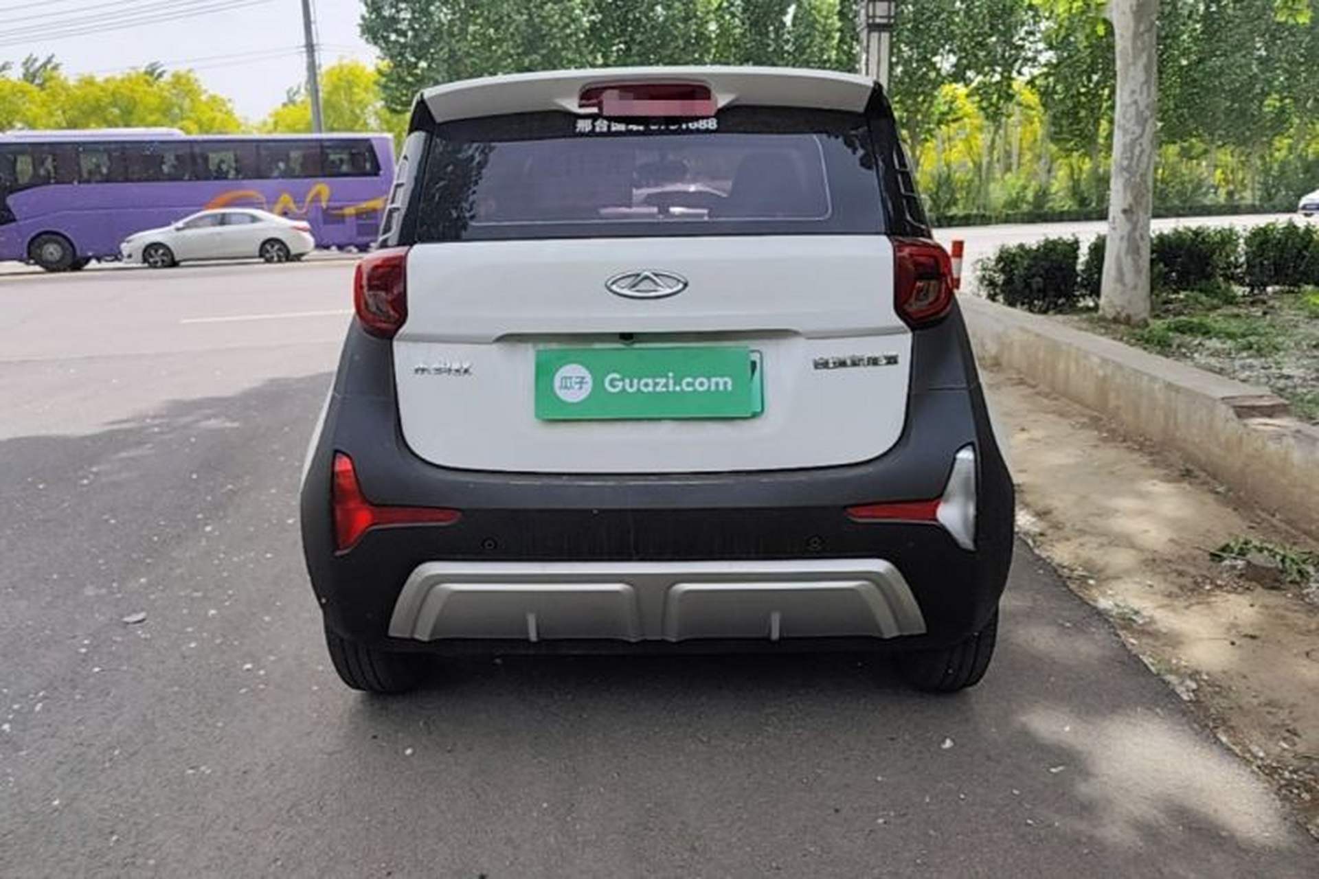 Used Chery QQ Little Ant 2022 Restyled Version Sweet Pink Edition Half-Sugar Version 28.8 kWh 30 kW 301 km Rear