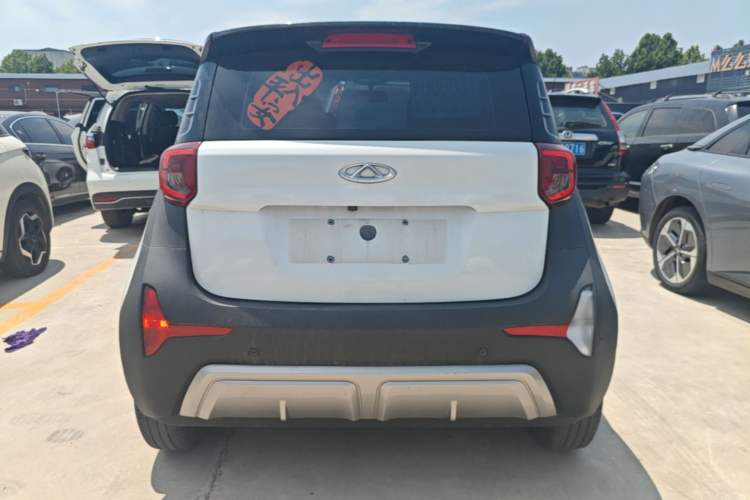 Used Chery QQ Little Ant 2022 Sweet Pink Edition Half-Sugar Version Lithium Iron Phosphate 29.2 kWh 30 kW 301 km Rear