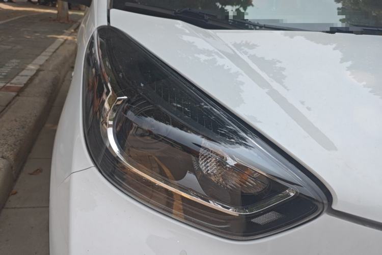 Used Chery QQ Little Ant 2022 Sweet Pink Edition Half-Sugar Version Lithium Iron Phosphate 30 kW 301 km Right Front Headlight