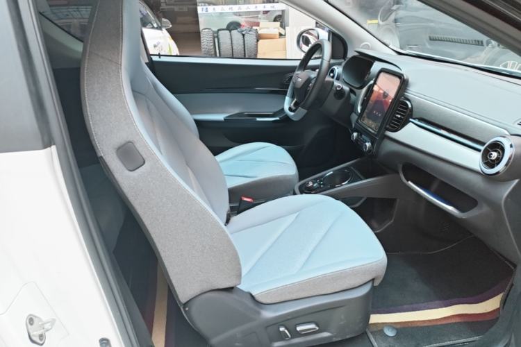 Used Chery QQ Little Ant 2022 Sweet Pink Edition Half-Sugar Version Lithium Iron Phosphate 29.2 kWh 30 kW 301 km Right Front Seat