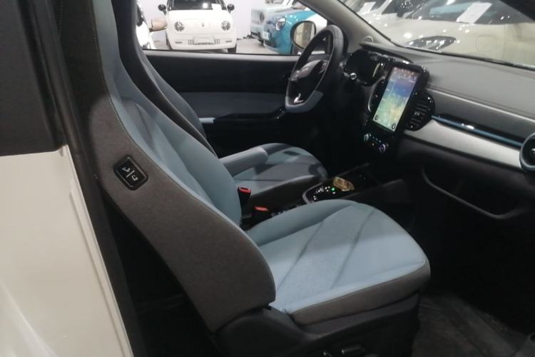 Used Chery QQ Little Ant 2022 Sweet Pink Edition Half-Sugar Version Lithium Iron Phosphate 30 kW 301 km Right Front Seat