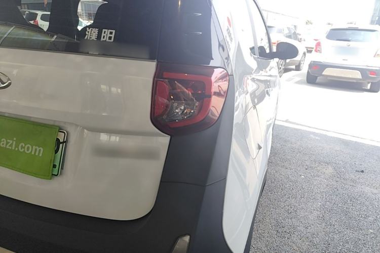 Used Chery QQ Little Ant 2022 Sweet Pink Edition Half-Sugar Version Lithium Iron Phosphate 29.2 kWh 30 kW 301 km Right Rear Taillight