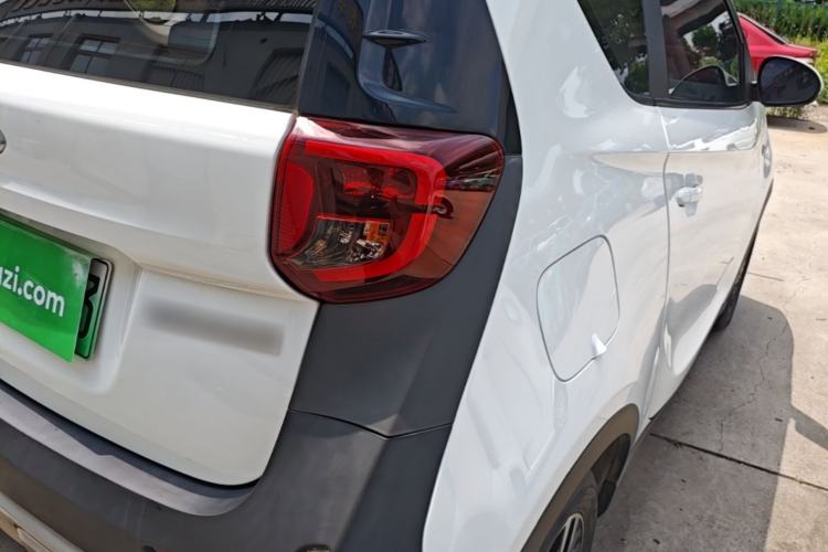 Used Chery QQ Little Ant 2022 Revised Version Sweet Pink Edition Half-Sugar Version Lithium Iron Phosphate 30.7 kWh 30 kW 301 km Right Rear Taillight