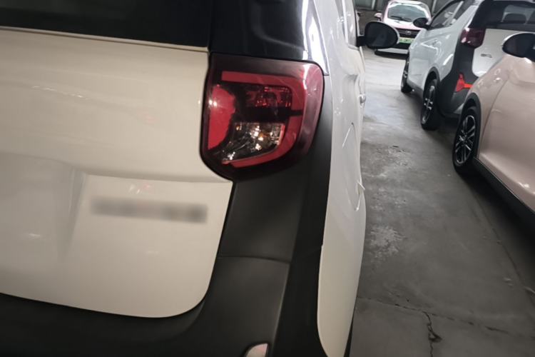 Used Chery QQ Little Ant 2022 Sweet Pink Edition Half-Sugar Version Lithium Iron Phosphate 30 kW 301 km Right Rear Taillight