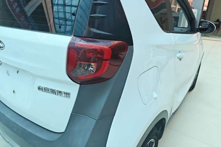 Used Chery QQ Little Ant 2022 Sweet Pink Edition Half-Sugar Version Lithium Iron Phosphate 29.2 kWh 30 kW 301 km Right Rear Taillight