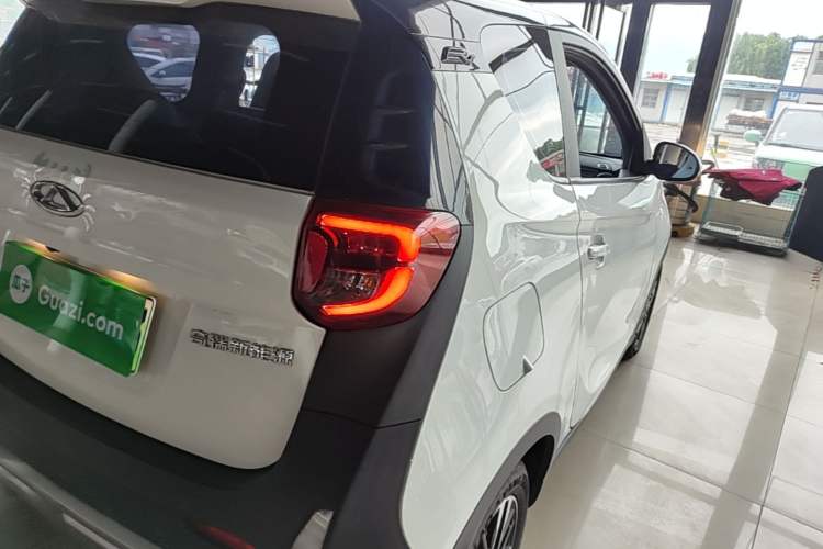 Used Chery QQ Little Ant 2022 Sweet Pink Edition Half-Sugar Version Lithium Iron Phosphate 29.2 kWh 30 kW 301 km Right Rear Taillight