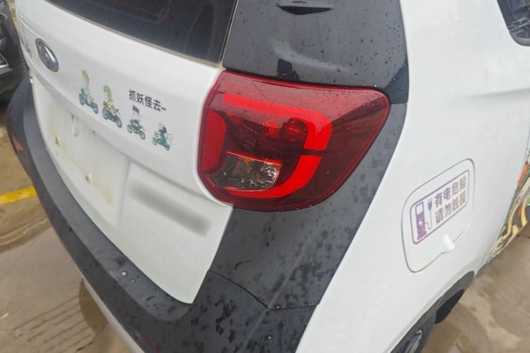 Used Chery QQ Little Ant 2022 Revised Version Sweet Pink Edition Half-Sugar Version Lithium Iron Phosphate 30.7 kWh 30 kW 301 km Right Rear Taillight