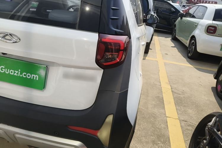 Used Chery QQ Little Ant 2022 Sweet Pink Edition Full-Sugar Version Lithium Iron Phosphate 30 kW 301 km Right Rear Taillight