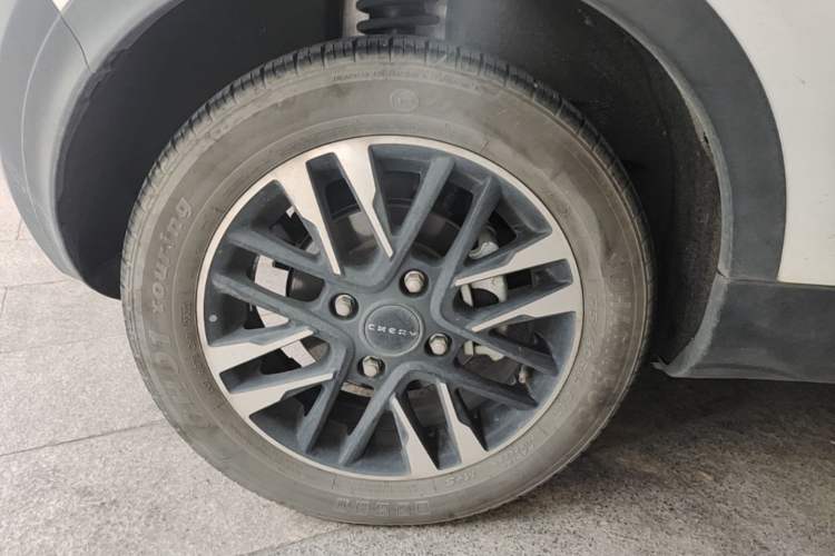 Used Chery QQ Little Ant 2022 Sweet Pink Edition Half-Sugar Version Lithium Iron Phosphate 30 kW 301 km Right Rear Wheel Hub