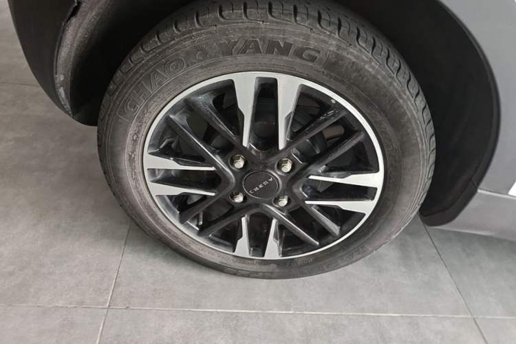 Used Chery QQ Little Ant 2022 Revised Version Sweet Pink Edition Low-Sugar Version 28.8 kWh 30 kW 301 km Right Rear Wheel Hub