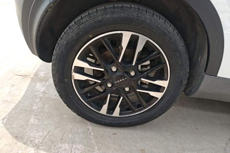 Used Chery QQ Little Ant 2022 Updated Version Sweet Pink Edition Full-Sugar Version 30.6 kWh 30 kW 301 km Right Rear Wheel Hub