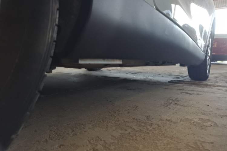 Used Chery QQ Little Ant 2022 Sweet Pink Edition Half-Sugar Version Lithium Iron Phosphate 30 kW 301 km Right Side Sill
