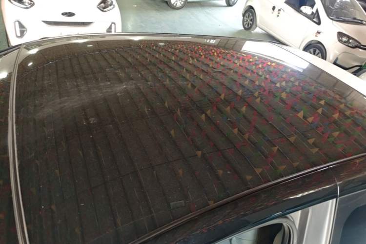 Used Chery QQ Little Ant 2022 Revised Version Sweet Pink Edition Half-Sugar Version Lithium Iron Phosphate 30.7 kWh 30 kW 301 km Roof