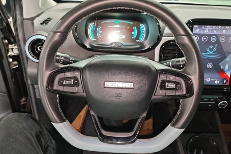 Used Chery QQ Little Ant 2022 Sweet Pink Edition Full-Sugar Version Lithium Iron Phosphate 30 kW 301 km Steering Wheel