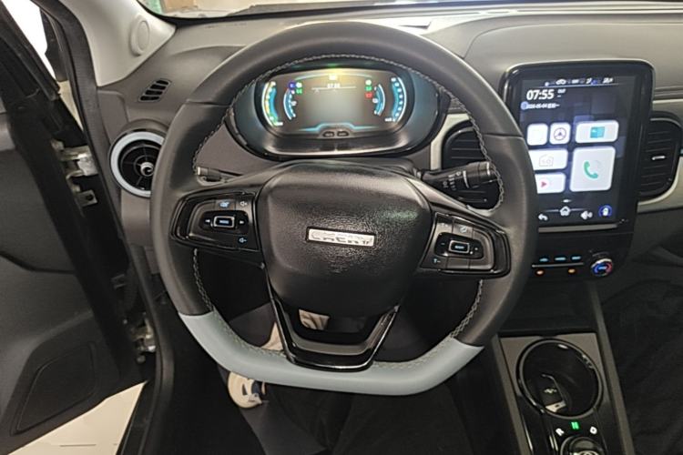 Used Chery QQ Little Ant 2022 Sweet Pink Edition Half-Sugar Version 3-Cell Lithium 30kW 301km Steering Wheel
