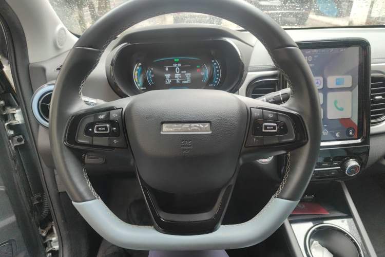 Used Chery QQ Little Ant 2022 Revised Version Sweet Pink Edition Half-Sugar Version Lithium Iron Phosphate 30.7 kWh 30 kW 301 km Steering Wheel