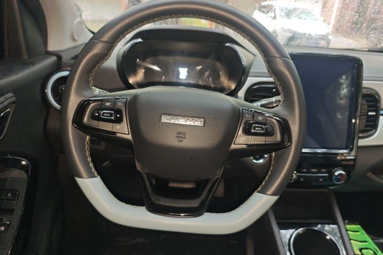 Used Chery QQ Little Ant 2022 Sweet Pink Edition Half-Sugar Version Lithium Iron Phosphate 30 kW 301 km Steering Wheel