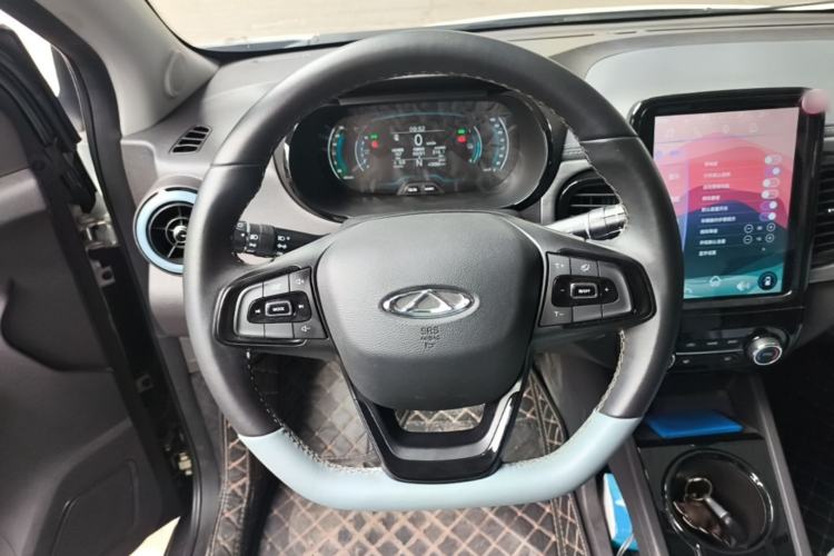 Used Chery QQ Little Ant 2022 Sweet Pink Edition Half-Sugar Version Lithium Iron Phosphate 30 kW 301 km Steering Wheel