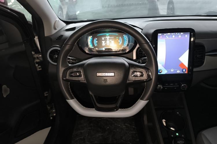 Used Chery QQ Little Ant 2022 Sweet Pink Edition Half-Sugar Version Lithium Iron Phosphate 30 kW 301 km Steering Wheel