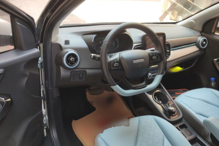 Used Chery QQ Little Ant 2022 Sweet Pink Edition Half-Sugar Version Lithium Iron Phosphate 30 kW 301 km Steering Wheel