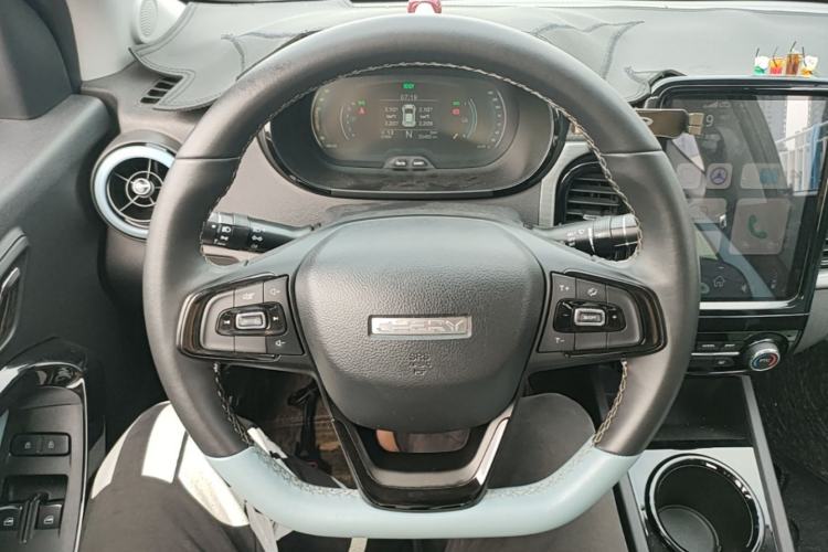 Used Chery QQ Little Ant 2022 Sweet Pink Edition Half-Sugar Version Lithium Iron Phosphate 30 kW 301 km Steering Wheel